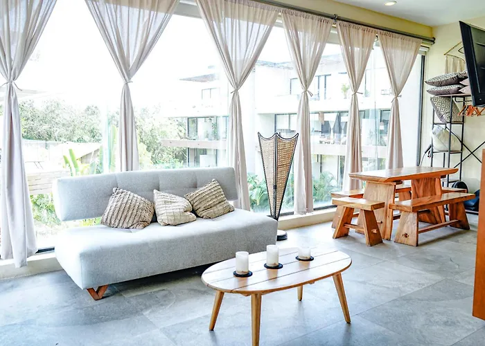 Boho Chic Loft- Stunning Terrace In